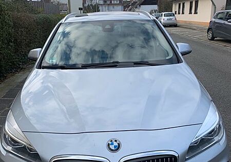 BMW 220d Active Tourer Luxury Line