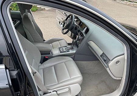 Audi A6 2.4 multitronic -