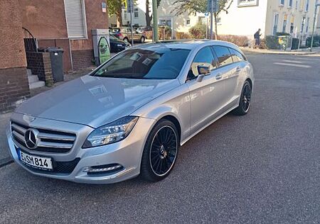 Mercedes-Benz CLS 350 Shooting Brake CLS 350 CDI Shooting ...