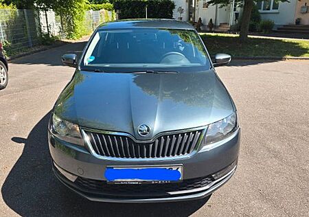 Skoda Rapid 1.0 TSI Active Spaceback Active