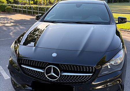 Mercedes-Benz CLA 220 Shooting Brake CLA 220 d DCT AMG Lin...