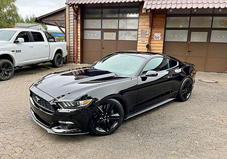 Ford Mustang PREMIUM*LEDER*KAMERA*XENON*ALU*PDC*NAVI*GARANTIE