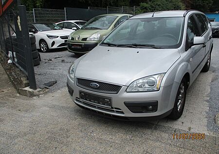 Ford Focus 1.6 Turnier Trend