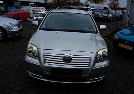 Toyota Avensis 2.0 Executive Liftback