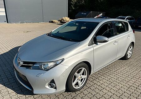 Toyota Auris Comfort 2,0-l-D-4D*NAVI*KAMERA* NR. 2364