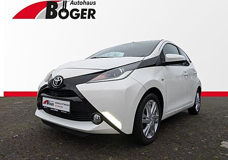 Toyota Aygo (X) -wave *FALTDACH GJR ALU*