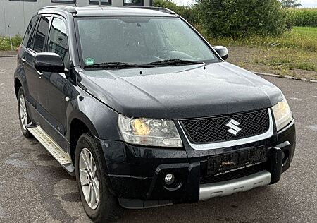 Suzuki Grand Vitara 2.0 Comfort+/KEYLESS-GO/4X4/KLIMA/