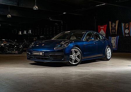 Porsche Panamera 4