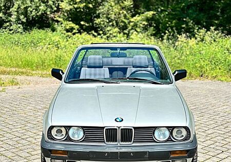 BMW 318iS Coupe