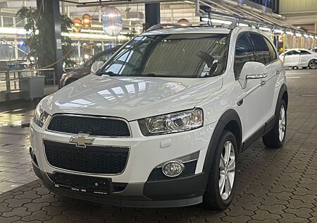 Chevrolet Captiva 2.2 D LTZ 4WD LEDER NAVI SHZ