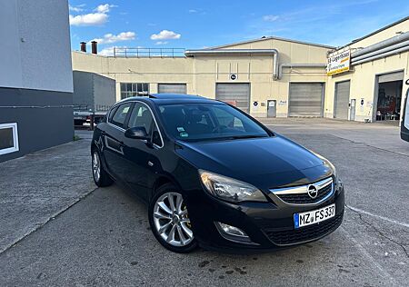 Opel Astra J 2.0 CDTI Sport