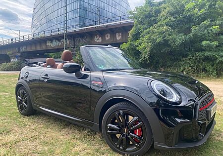 Mini John Cooper Works Cabrio JCW Cabrio John Coo...