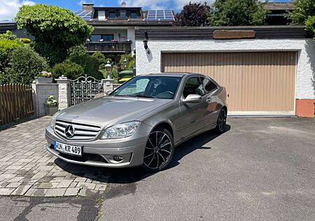 Mercedes-Benz CL 230 CLC 230 - Schalter - V6 - Heckantrieb - Top