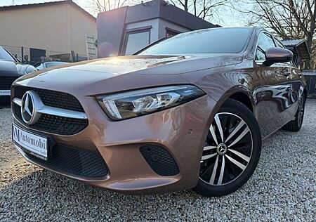 Mercedes-Benz A 180 Kamera*Navi*Tempomat*SitzHz.