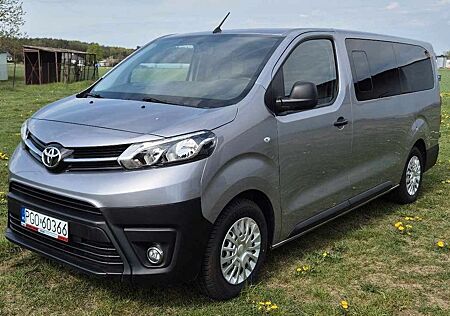 Toyota Pro Ace Proace (Verso) 2,0-l-D-4D 106kW L2 Comfort 9...