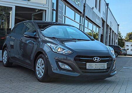 Hyundai i30 blue 1.4 Benzin SoKo Navi mit ISG