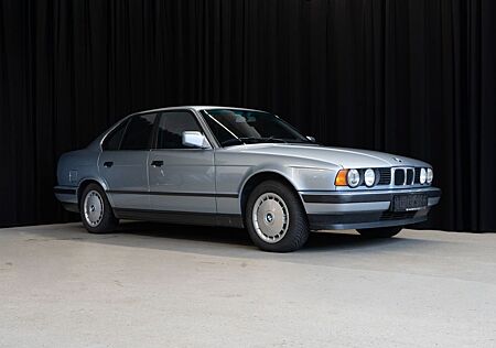 BMW 520i SHZ / Klima / 78TKM / H-Zulassung
