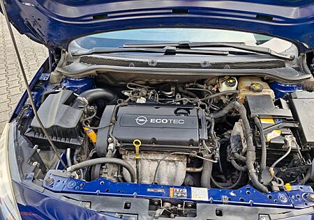 Opel Astra 1.4 Turbo Edition 88kW Edition