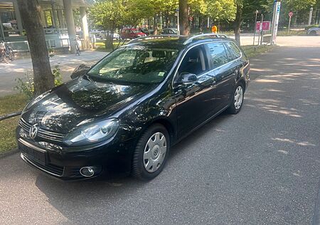 VW Golf Volkswagen 1.4 TSI Variant AUTOM. NAVI LEDER GSHD PDC