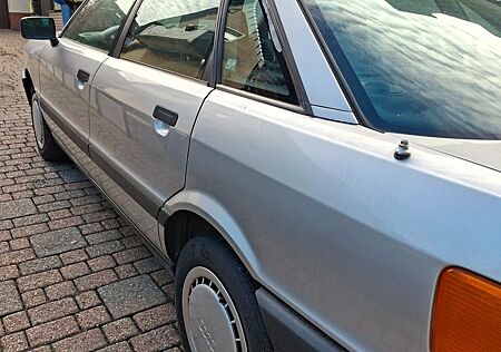 Audi 80 1.8 S mit H- Kennzeichen