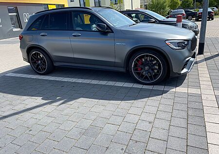 Mercedes-Benz GLC 63 AMG GLC 63S magno Pana Sitzklima PerfAGA Garant Burm