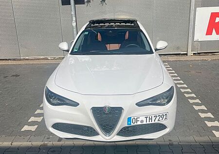 Alfa Romeo Giulia 2.2 Diesel 16V 132 kW AT8 Super Super