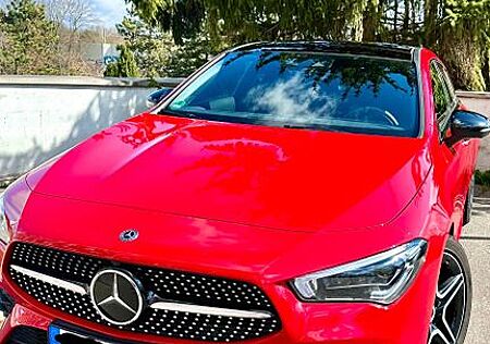 Mercedes-Benz CLA 220 Shooting Brake 220d SB, AMG-Line, AHK, Burmester, Pano, 360, SA