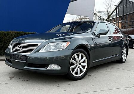 Lexus LS 460 *VOLL SCHECKHEFT*PERFEKT WIE NEU*2HAND*VOL