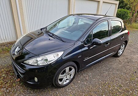 Peugeot 207 Forever HDi FAP 90 Limousine, AHK