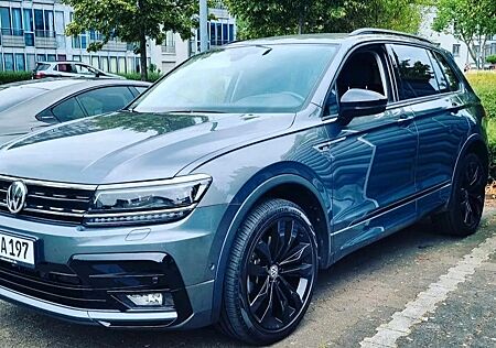 VW Tiguan Volkswagen 2.0 TSI DSG 4MOTION R line Blackstyle