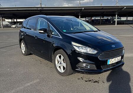 Ford S-Max 2,0TDCi Bi-Turbo 154kW Titanium PShift...