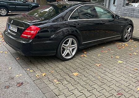 Mercedes-Benz S 350 BlueTEC -AMG