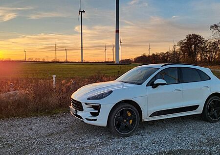 Porsche Macan Turbo /400PS/ Chrono/ Sport Design/ PCCB