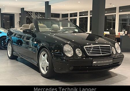 Mercedes-Benz CLK 200 AMG PAKET/SERVICE NEU/2 HAND