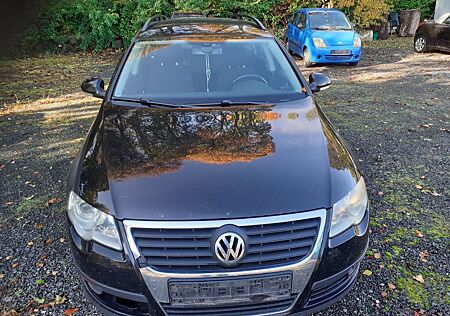 VW Passat Variant Volkswagen 1.9 TDI BlueMotion Variant Bl...