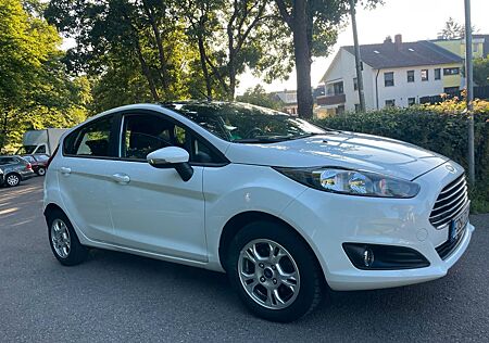 Ford Fiesta 1,0 EcoBoost 74kW S/S SYNC Edition SY...