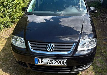 VW Touran Volkswagen 2.0 TDI 103kW DSG DPF -