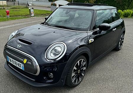 Mini Cooper SE Hatch Yours
