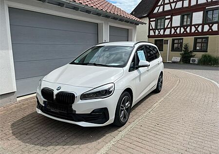 BMW 2er 218 Gran Tourer 218d xDrive Sport Line