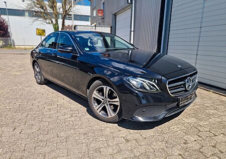 Mercedes-Benz E 220 E 220d Limousine Avantgarde Navi AHK