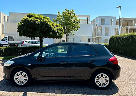 Toyota Auris 1.6 VVT-i Executive Executive