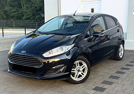 Ford Fiesta Titanium NAVI*KLIMA*PDC*SHZG