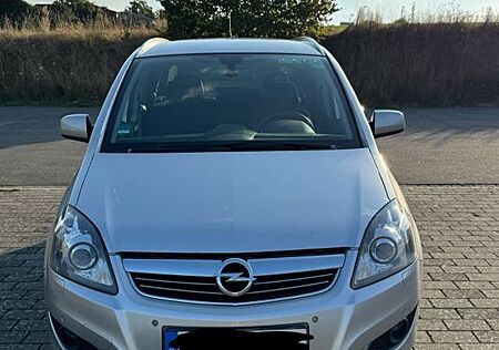 Opel Zafira 1.8 Family Plus