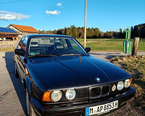 BMW 525i