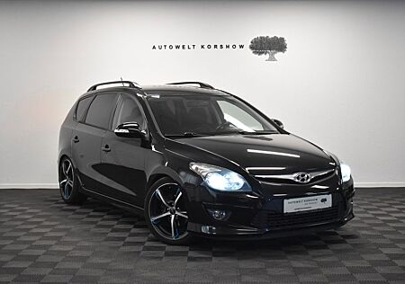 Hyundai i30 cw FIFA WM Edition *XENON *SITZHZG *KLIMA