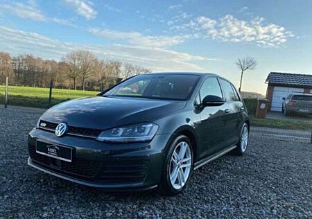 VW Golf Volkswagen 2.0 TDI DSG BMT GTD
