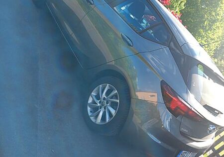 Opel Astra 1.2 Turbo 81kW Edition Edition