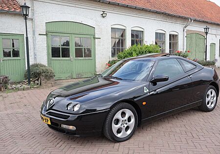 Alfa Romeo GTV 2.0 V6 TB -1999- 44529KM Sammlerstück