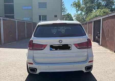 BMW X5 xDrive30d -