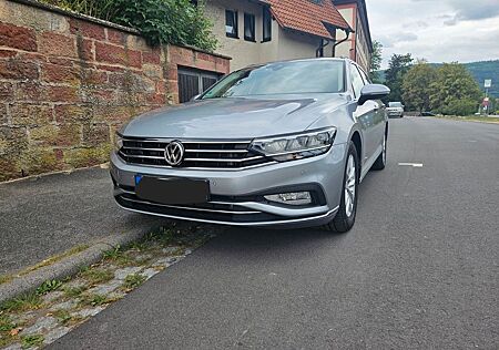 VW Passat Variant Volkswagen 1.5 TSI OPF DSG Business Vari...
